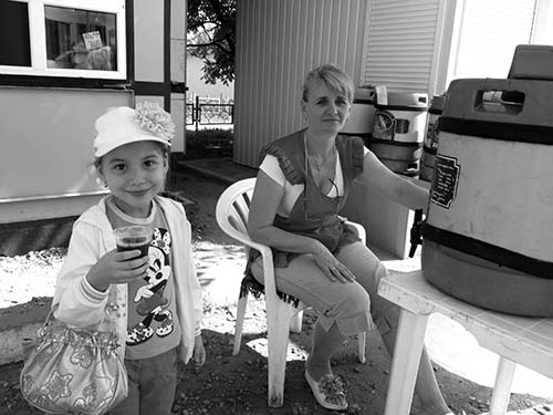 Жажду утоляет, здоровье укрепляет