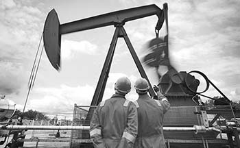 Цена на нефть упала до уровня января 2015 года