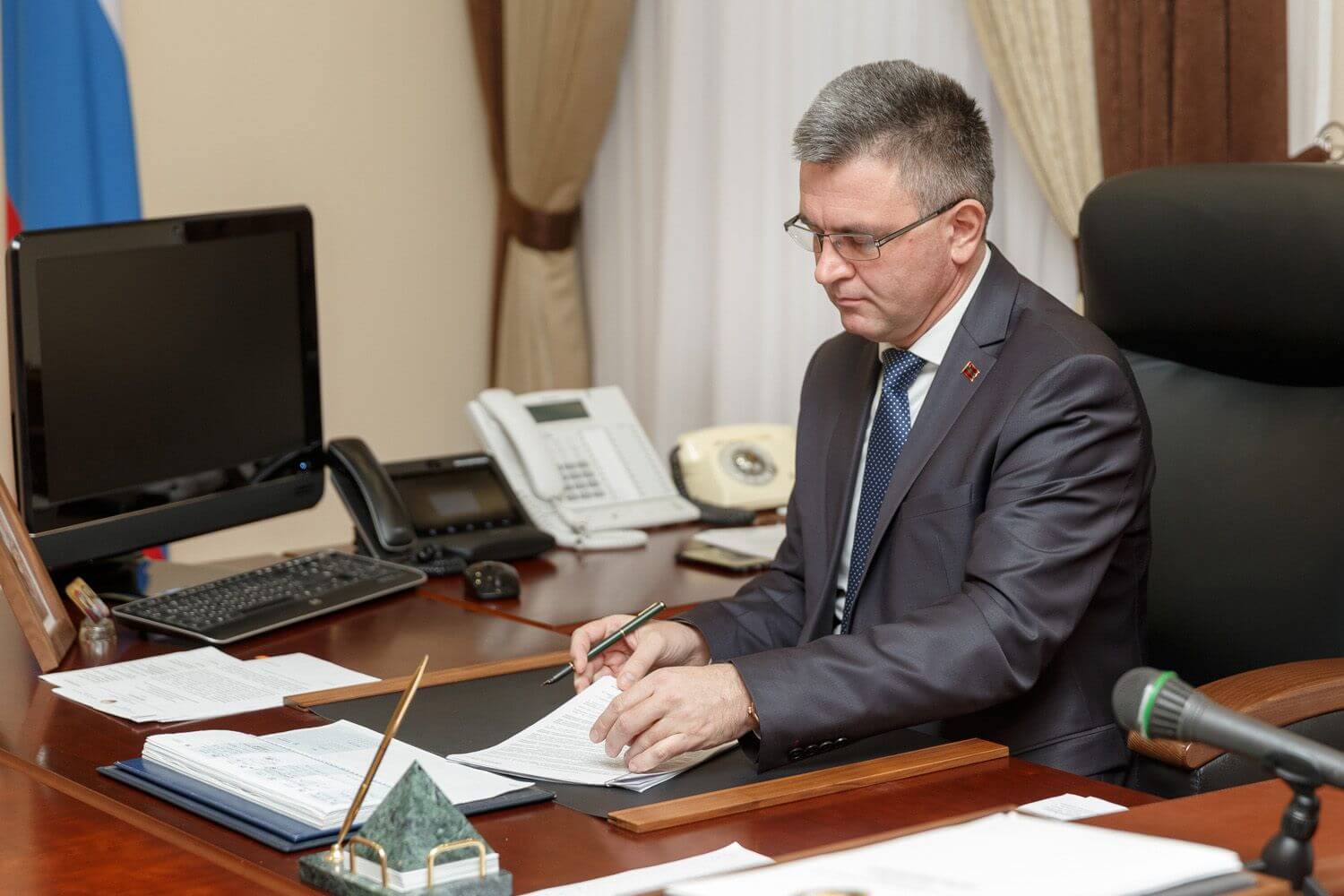 Ряд социально значимых законов