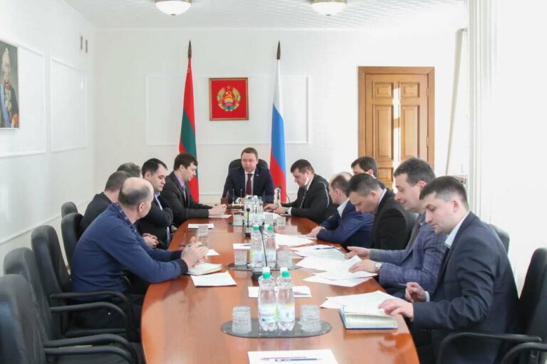 Совершенствуя формы безналичных расчетов