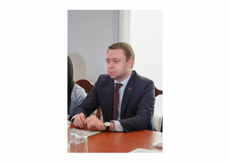 Конструктивный характер встреч