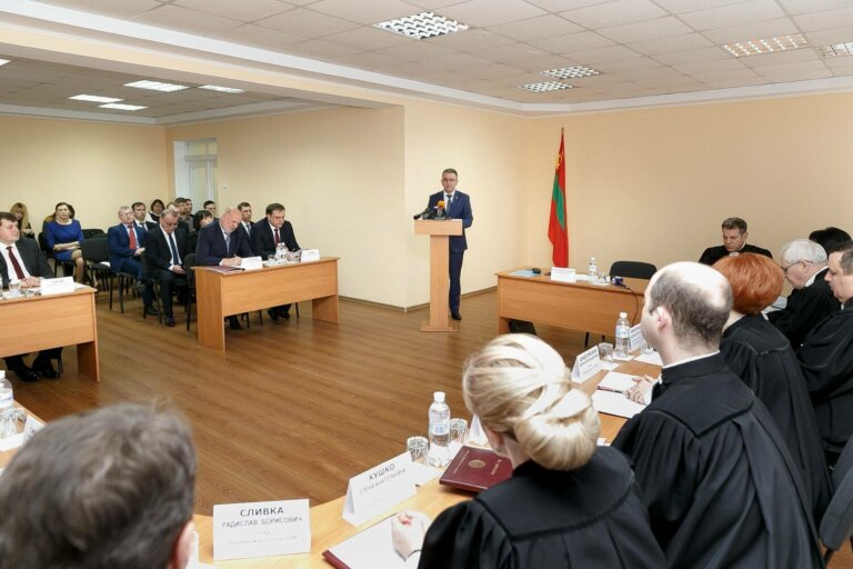 Все экономические споры должны решаться только в стенах Арбитражного суда
