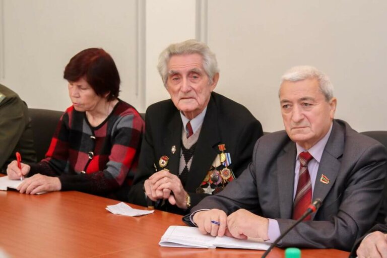 Полезный диалог
