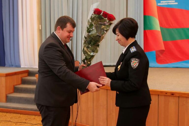Госслужбе судебных исполнителей – 15 лет