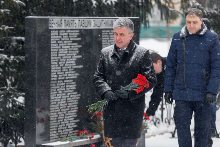 Помнить и чтить