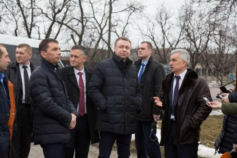 Что кроется за трубами и сетями?