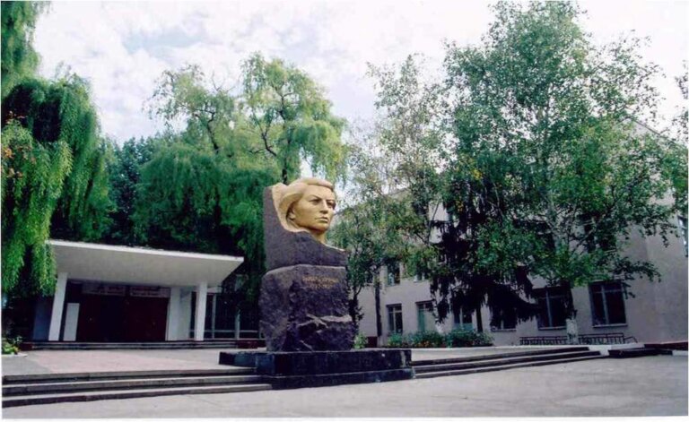 Расскажу о товарище