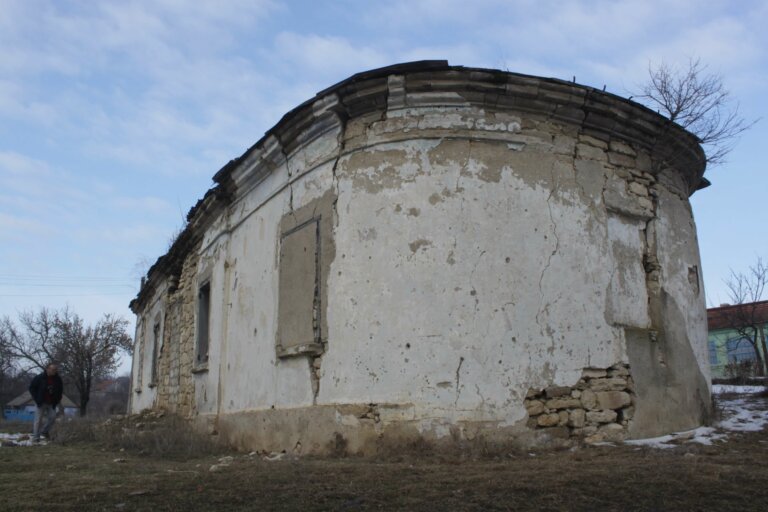 Тейская святыня