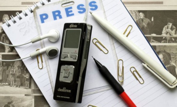 журналисты