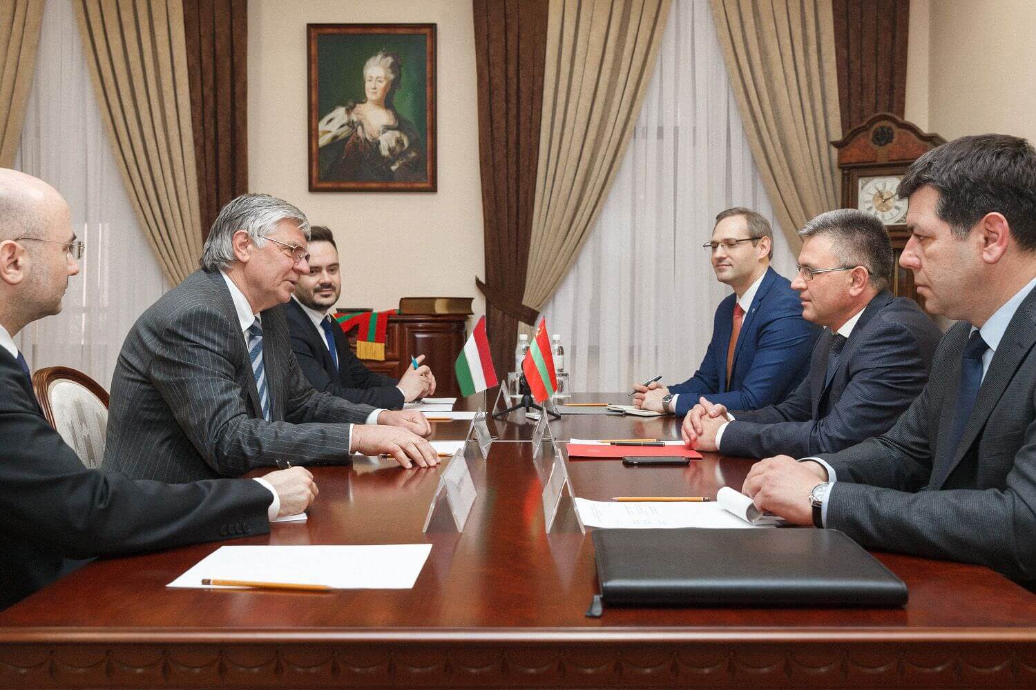 Фото сайт http://president.gospmr.org