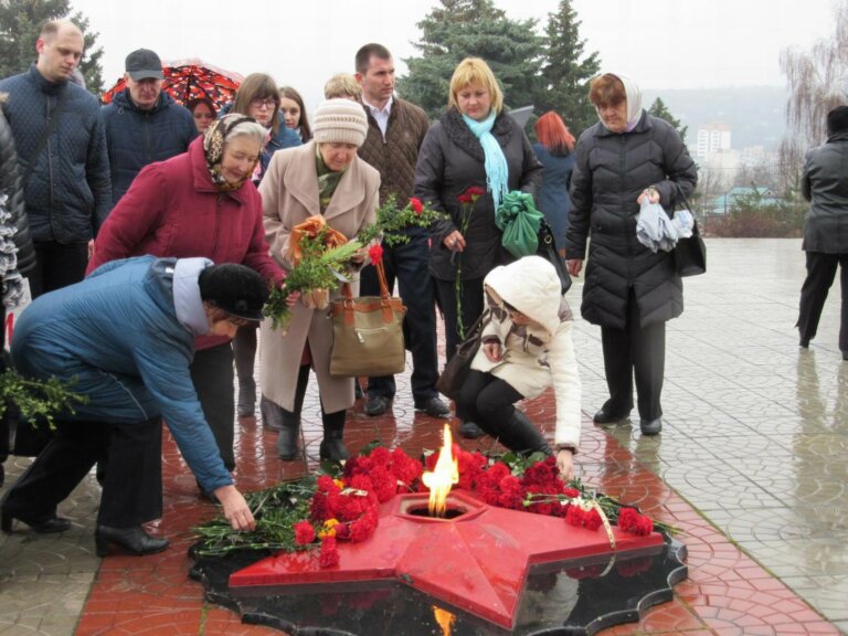 Герои не забыты