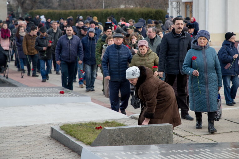 Они могут честно смотреть людям в глаза
