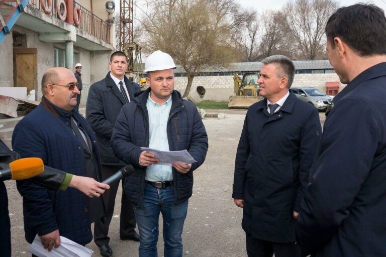 Улучшая социальную инфраструктуру