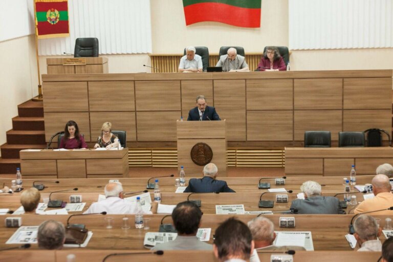 Чтобы было кому жить