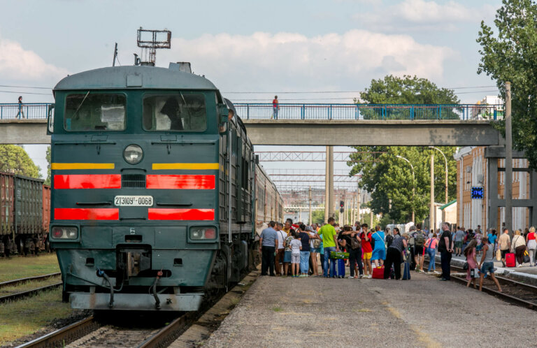 Поезда, поезда, ну куда вы торопитесь…
