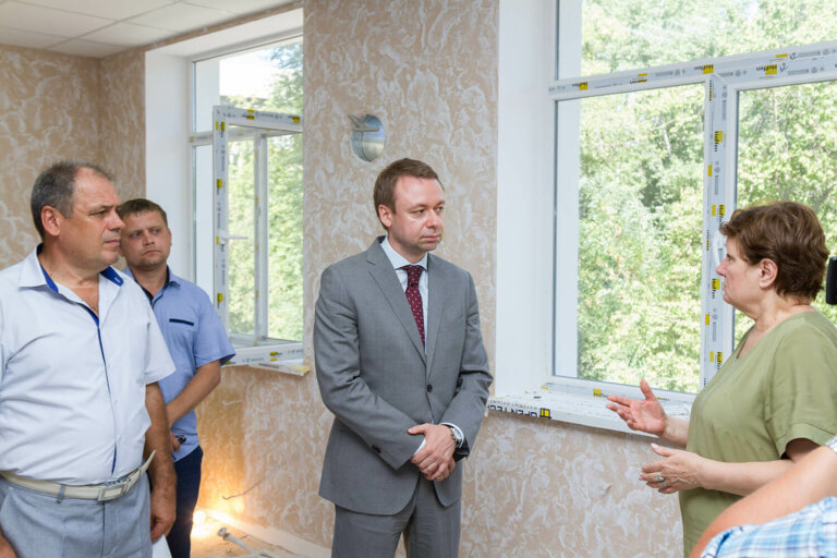 Новый дом для дружной семьи