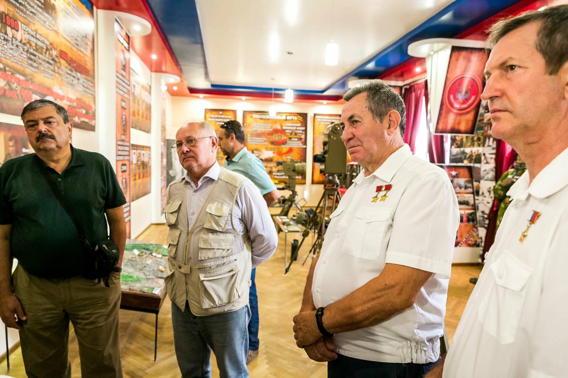 космонавты фото громова