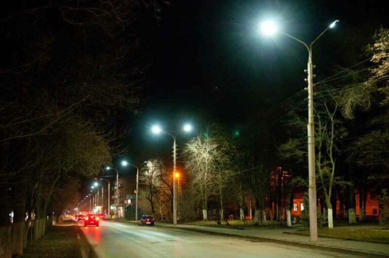 И тьму рассеют фонари