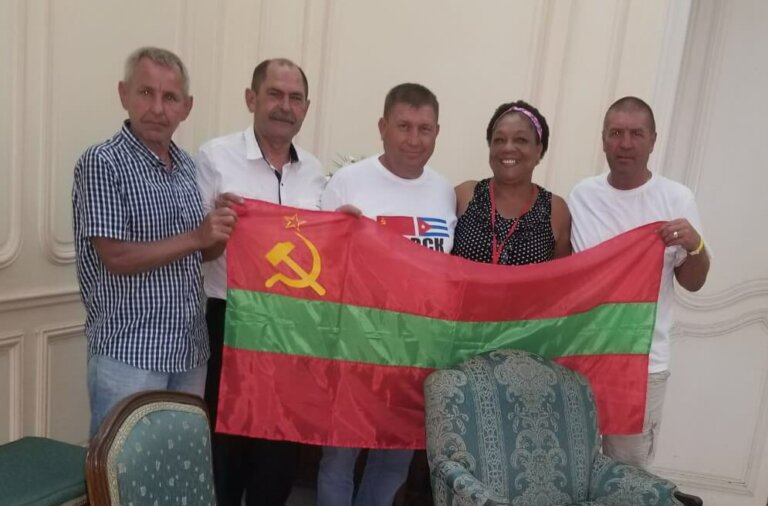 Куба далеко, Куба близко
