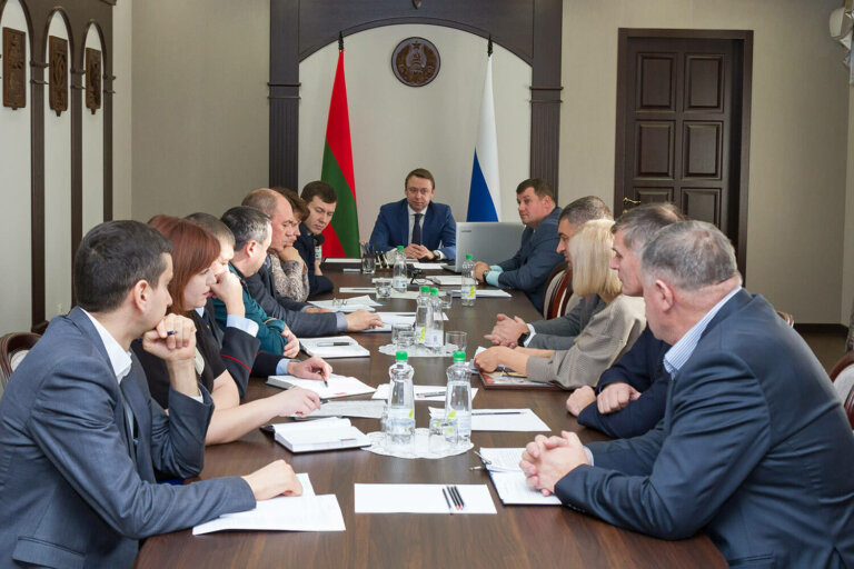 В целях безопасности