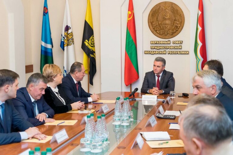 На парламентской площадке