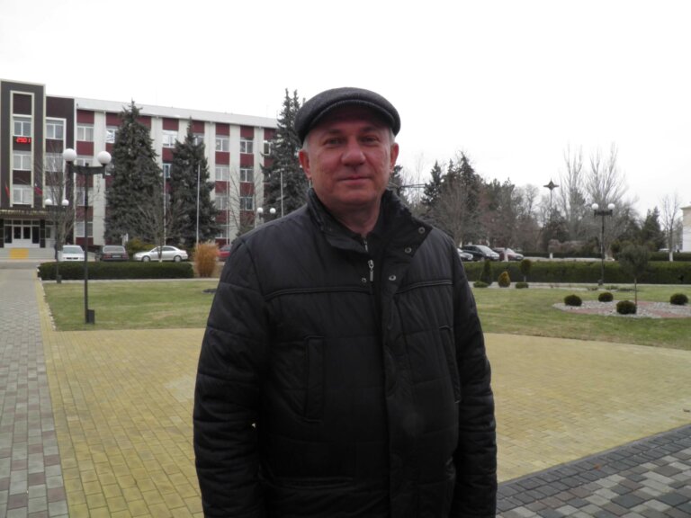 Не изменяя призванию