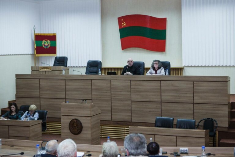 Два обращения к России