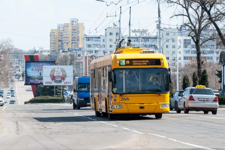Троллейбусы в городе