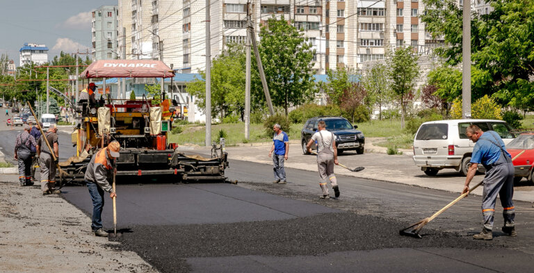 Дороги остаются
