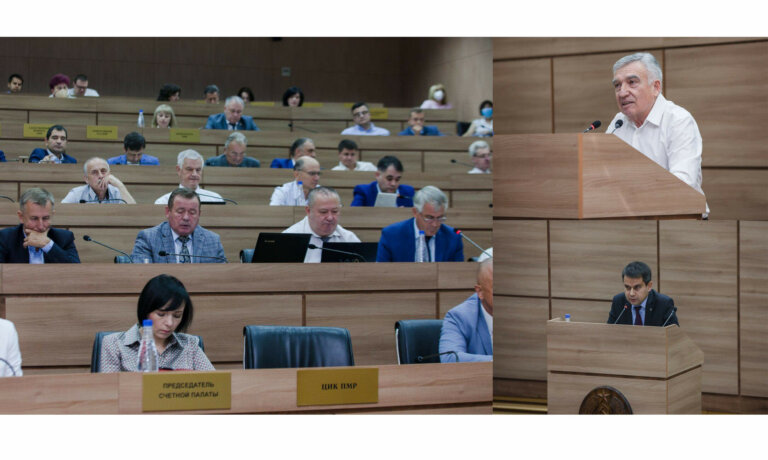 О СМИ, сверхурочной работе и социальном обслуживании