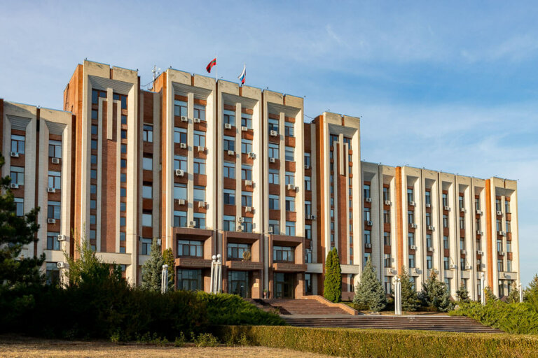 Вернуть Молдову к диалогу