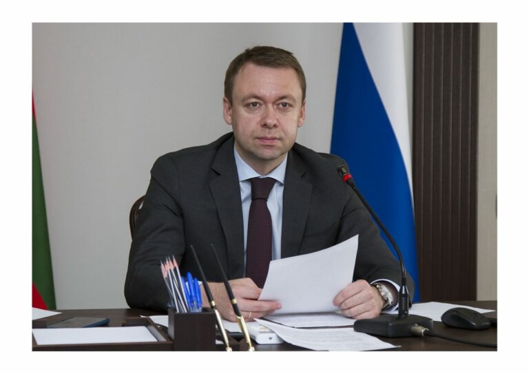 Быть внимательным к проблемам людей