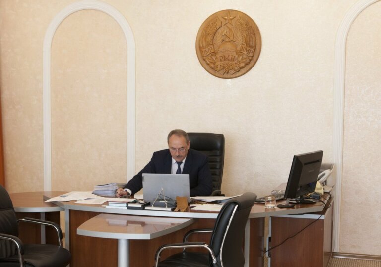 Законотворчество социального плана