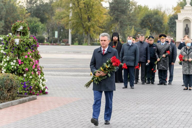 Сплотиться во имя достижения общей цели