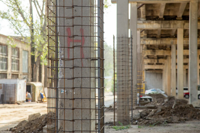 Надёжный мост–  главная цель столичных строителей