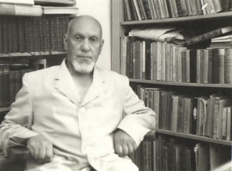 Именем ученого