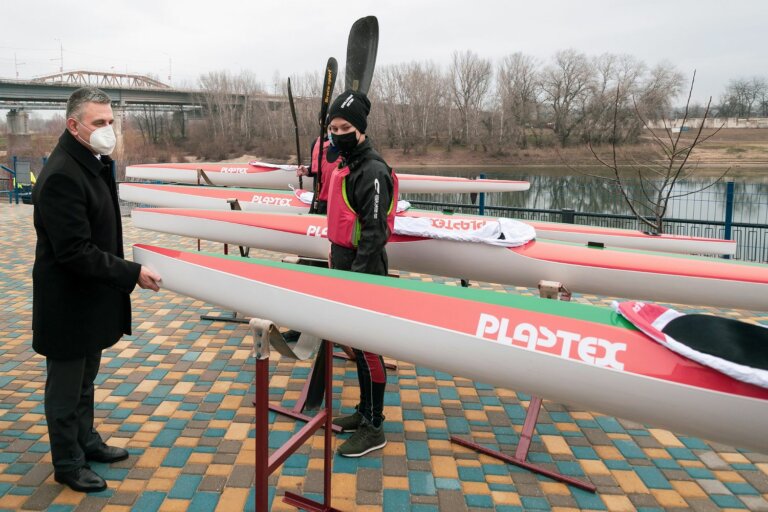 Новые байдарки – спортсменам