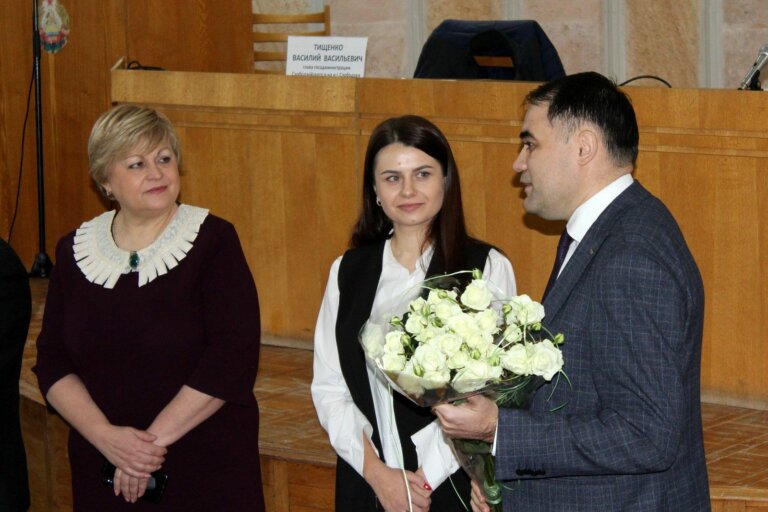 Городские и районные Советы народных депутатов приступили к работе