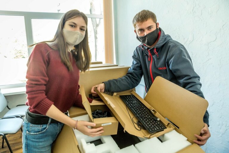 Помочь с компьютерами