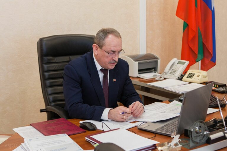 С надеждой на Россию