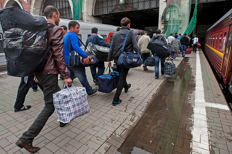 b707c7_cf9d70c246514e5ba99d5905a4680157_mv2