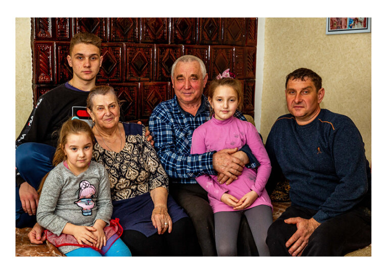 Абракадабра с казино и парадом