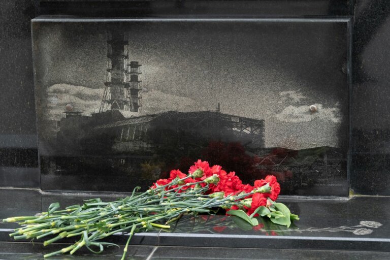 Погибшим ради нас