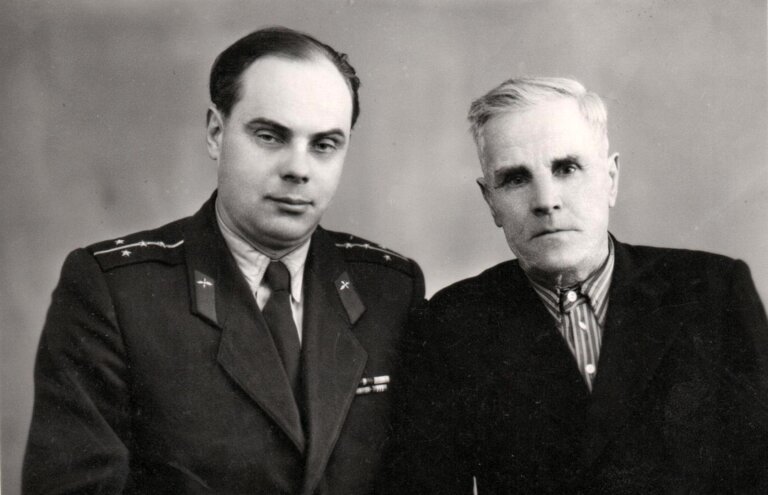 «ФОТО ФРОНТОВИКА ИЗ СЕМЕЙНОГО АЛЬБОМА»