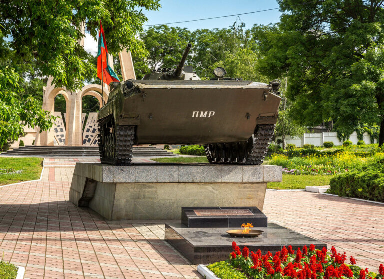Бессмертный экипаж