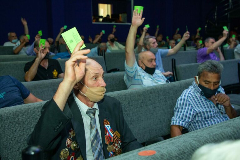 Держать порох сухим