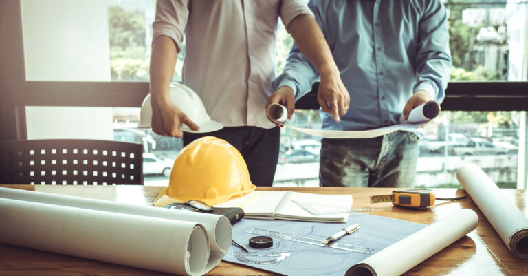 Уважаемые строители и ветераны строительной отрасли!