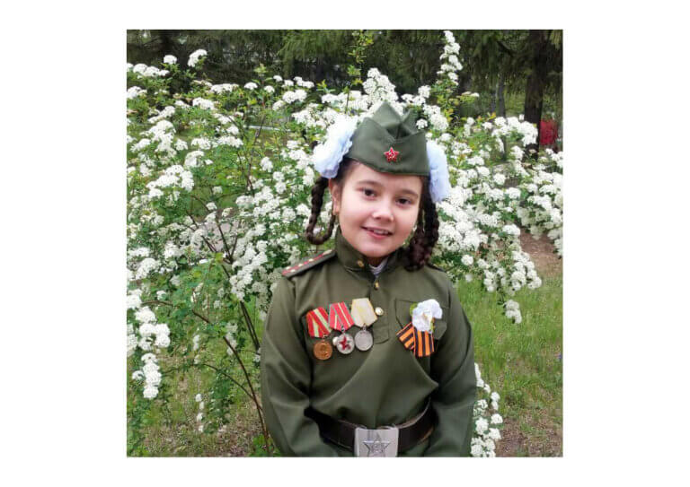 Соловей по имени Лия