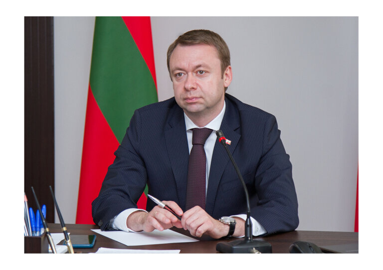 Выплаты пенсий и зарплат, поддержка предпринимательства