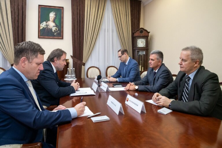 Широкий спектр вопросов